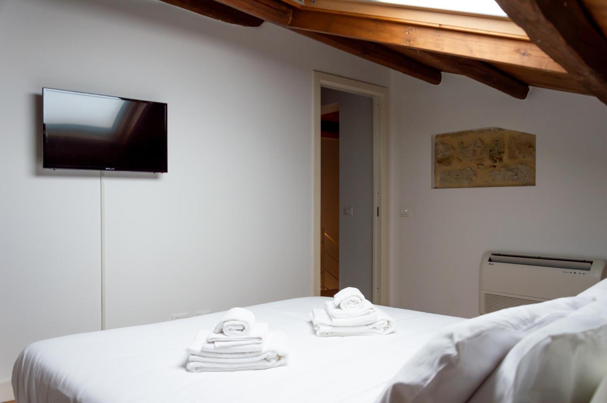 Vittorio Emanuele Suite Apartment Palermo Exterior foto